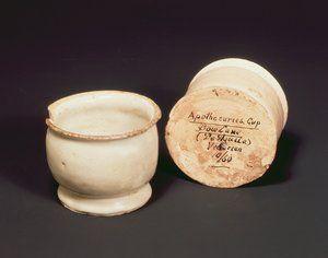 Apothecaries kupit, Bow Lane, n. 1630 (keramiikka)